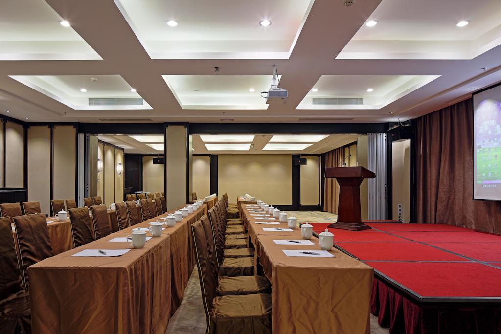 Wuhan Haiting Longan Hotel Exterior photo