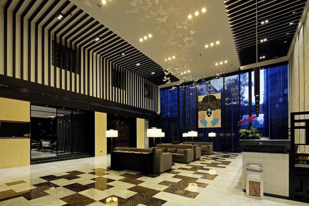 Wuhan Haiting Longan Hotel Exterior photo