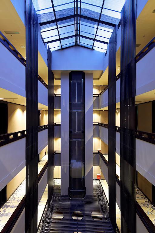 Wuhan Haiting Longan Hotel Exterior photo