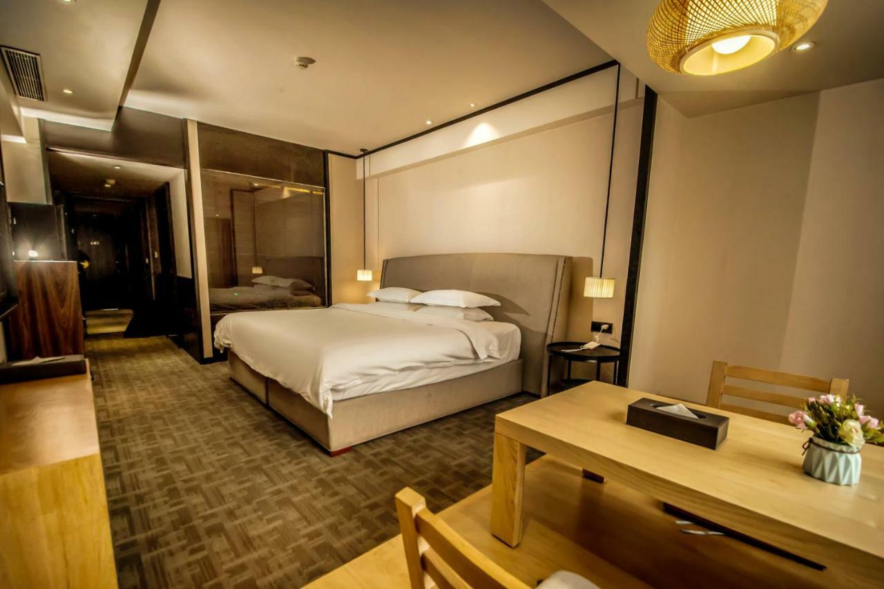 Wuhan Haiting Longan Hotel Exterior photo